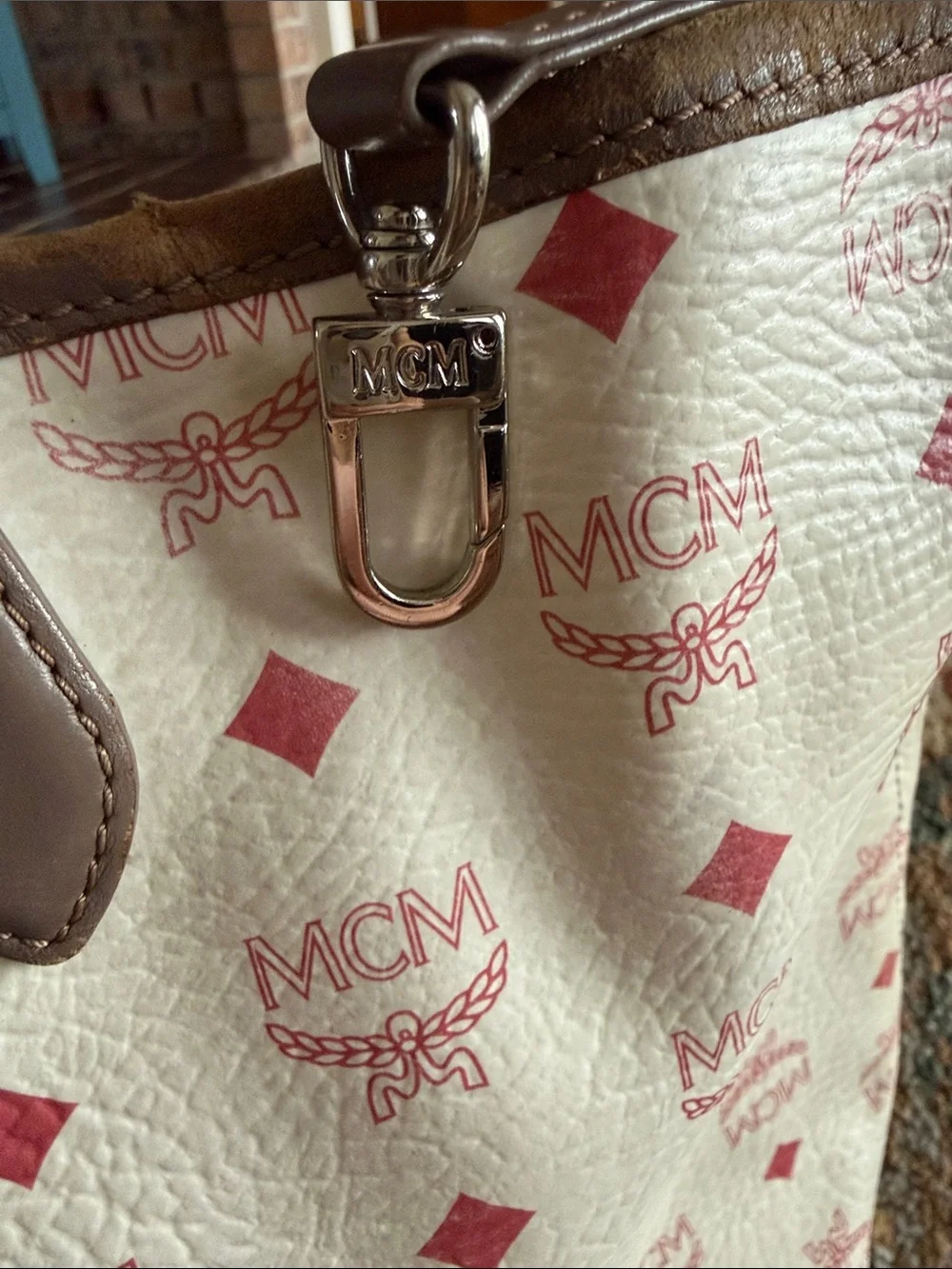MCM tote ivory